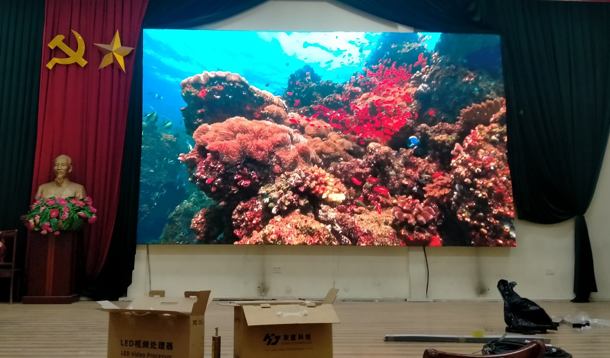 LED ma trận p3 trong nhà GKGD ứng dụng màn hình chiếu sân khấu