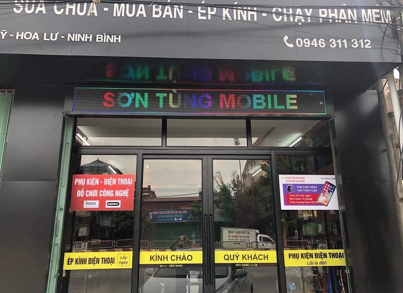 Led P10 Full out Meiyad ứng dụng làm biển hiệu cửa hàng MOIBLE