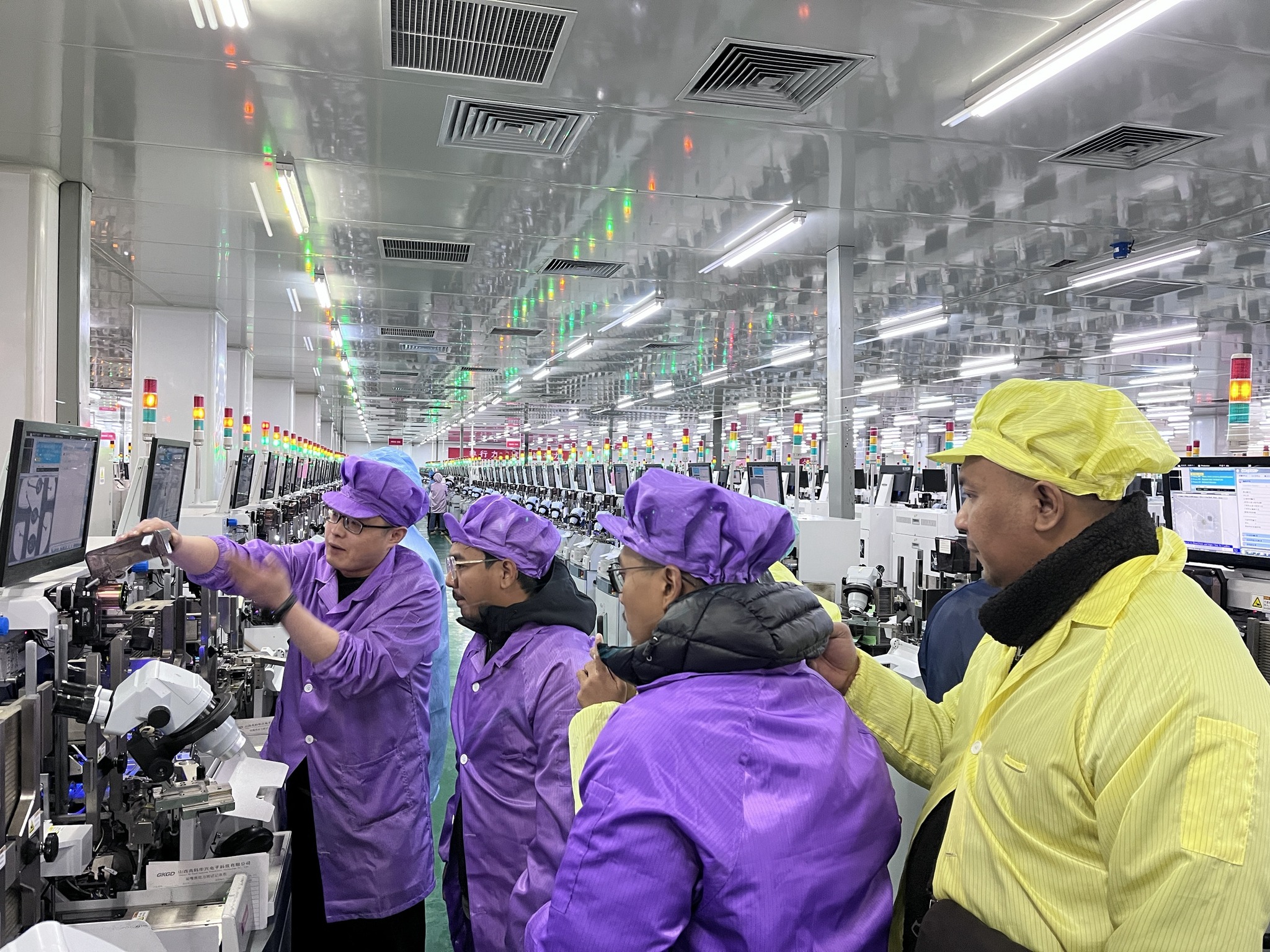 Nhà máy chuyên sản xuất LED GKGD