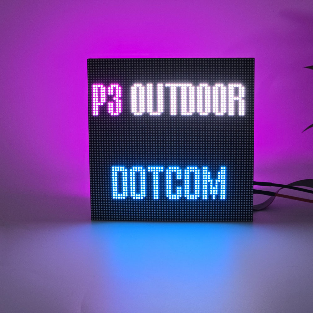 Test tấm Led P3 full outdoor Dotcom