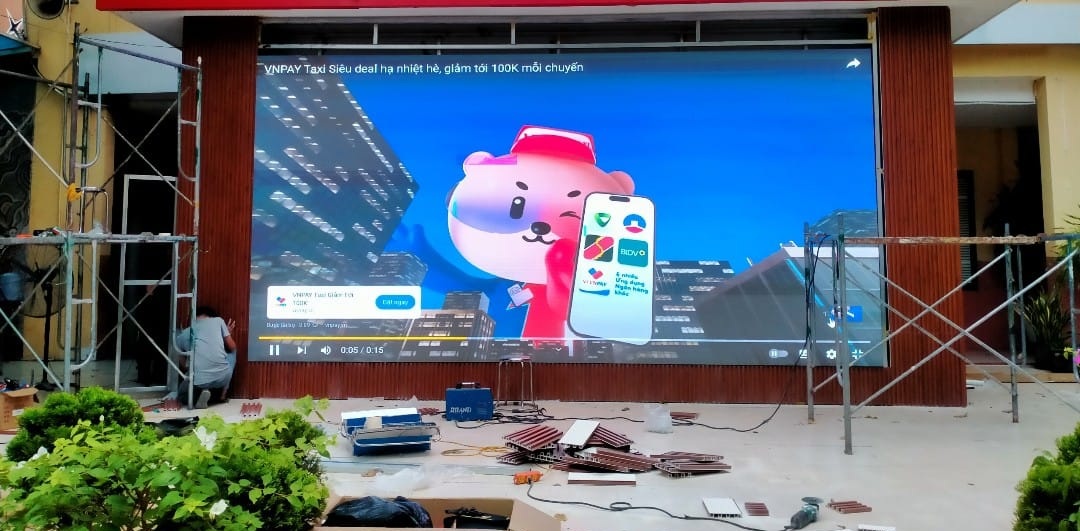 Thi công lắp đặt tấm Led P5 full outdoor Meiyad màn hình LED ngoài trời