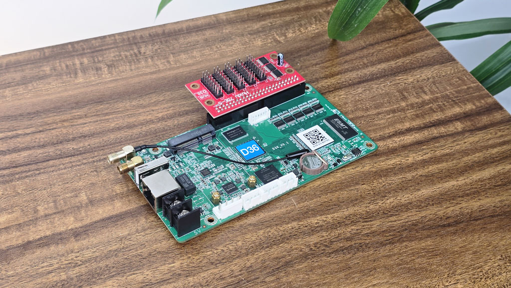 Mạch điều khiển Hub 75E-5 Full màu cao 5 cổng