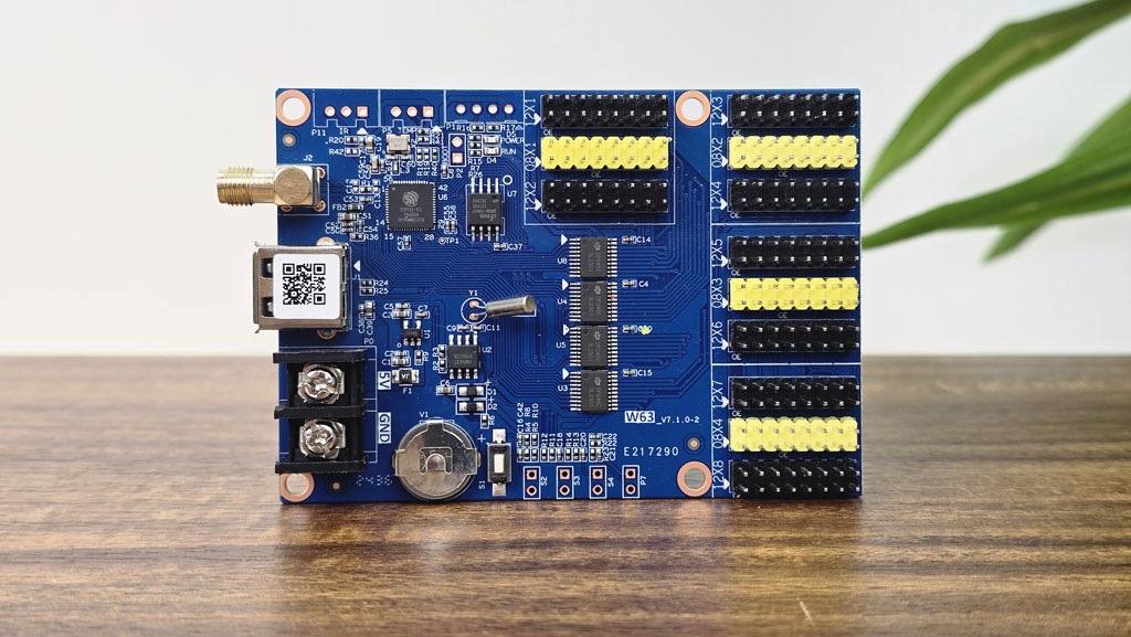 Card HD W63 chính hãng là sự lựa chọn hàng đầu hiện nay trên LED Tubione