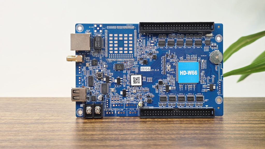 Mạch điều khiển LED ma trận Wifi HD W66 kèm HUB 12