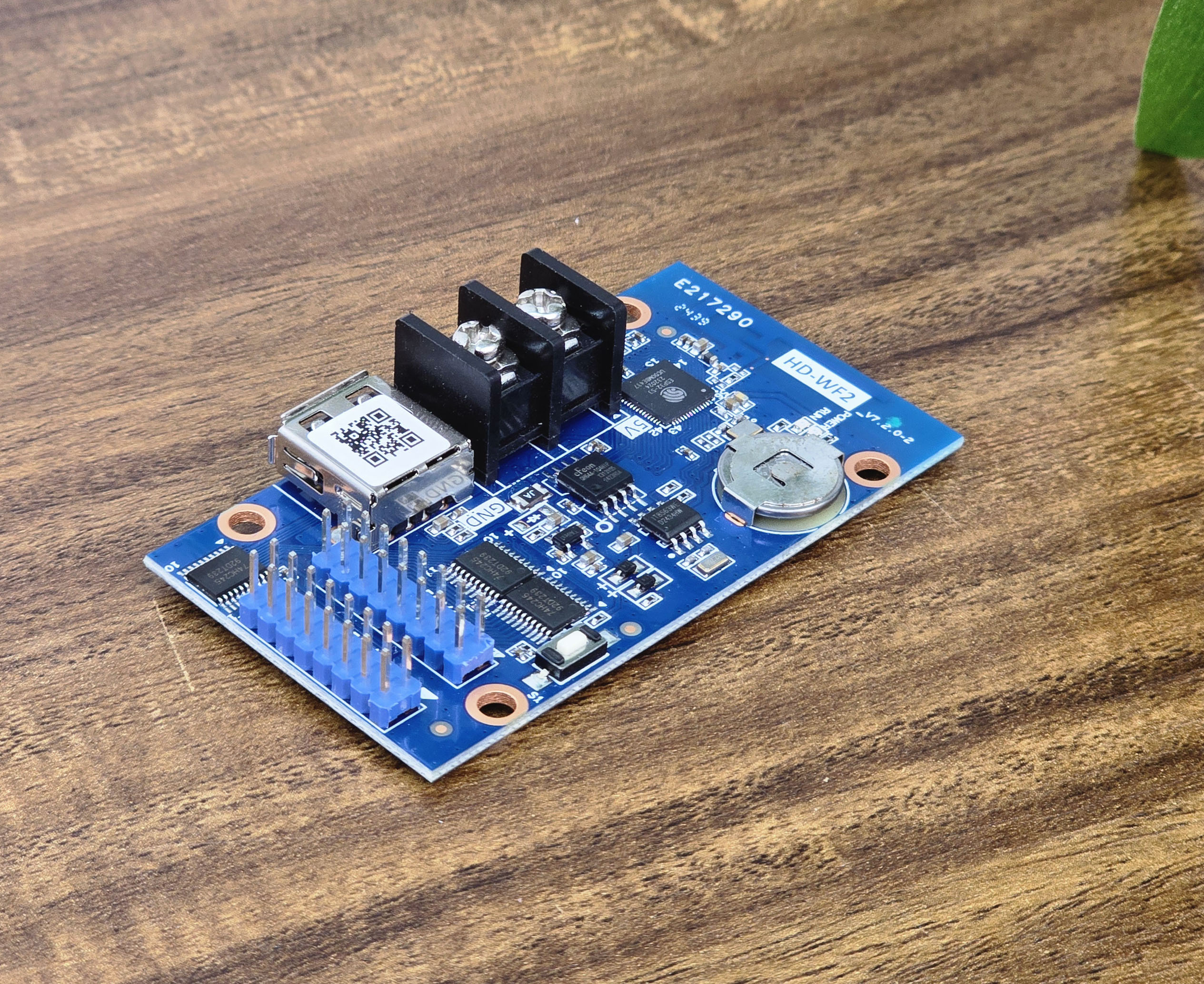 Test trực tiếp ạch điều khiển HD WF2 WIFI DK16 trước khi bàn giao