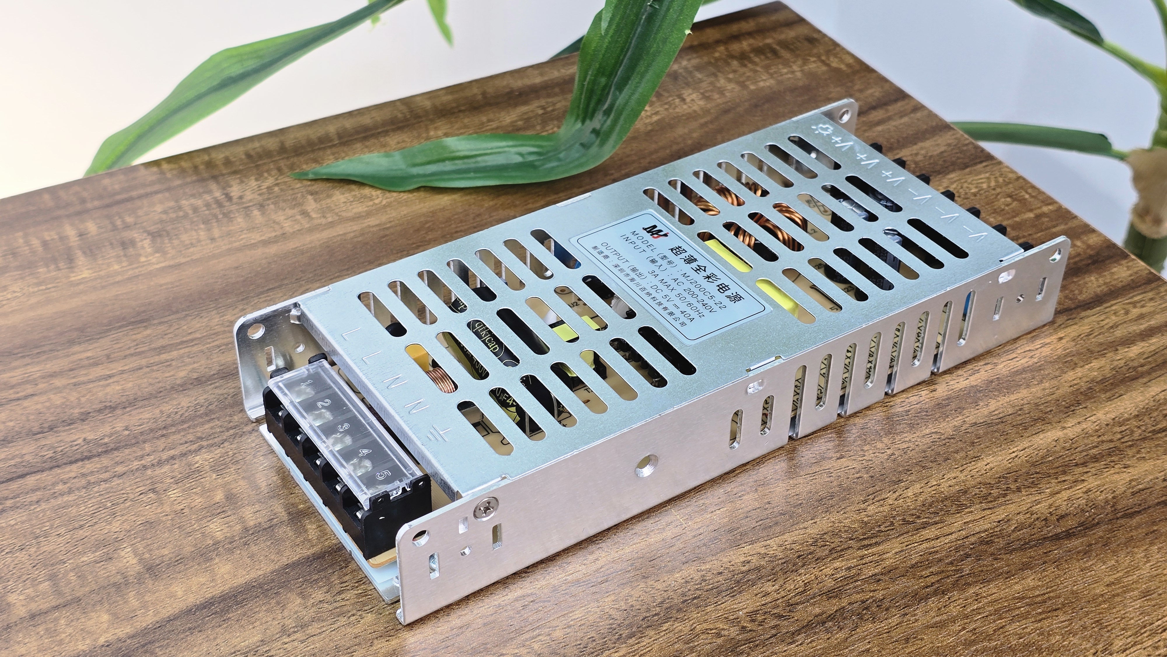 Nhà phân phối nguồn LED 5V 40A MJ