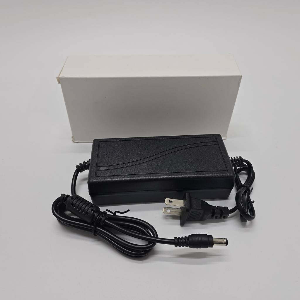 Nguồn adaptor 12V 5A 60W trong nhà