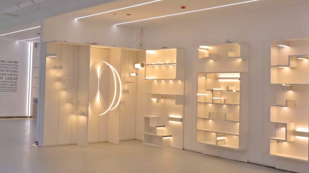 Led dây dán 2835 12V 120 Led 4000K GONIE