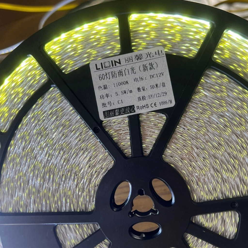 Tổng kho Led dây dán ziczac 12V 60 led trắng 11000K LIXIN ngoài trời