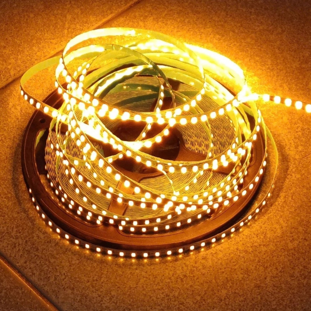 Tổng kho Led dây dán ziczac 2835 12V 120 Led cam LS21