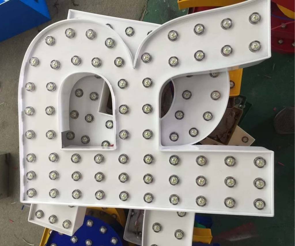 Tổng đại lý Led đúc F20 hồng