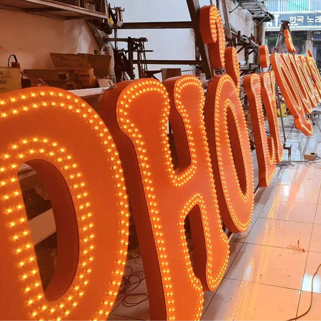 Led đúc F5 5V vàng đế 9mm có main giá sỉ