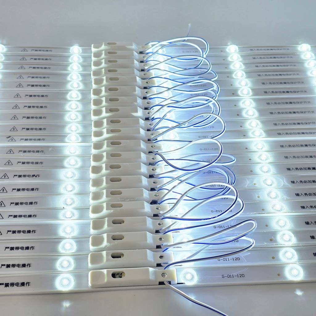 Led thanh toả 1m 12 bóng 220V trắng ngoài trời